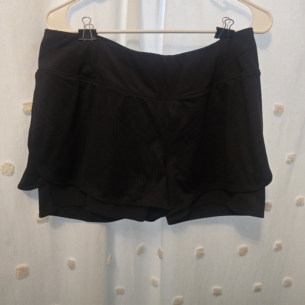 Stay Powerfull Layered Shorts By Carrie Underwood Womens Large